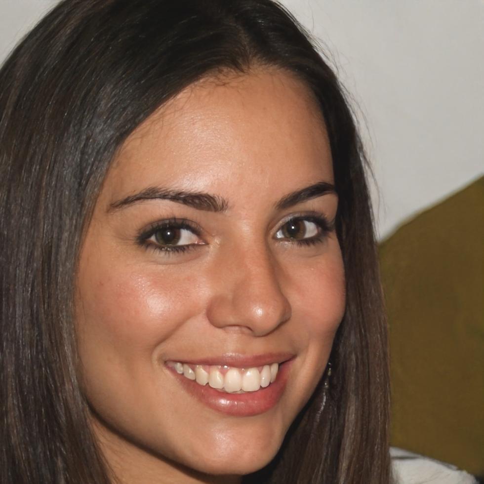 Esperanza Villareal, Directora de Estrategia Financiera